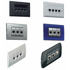 SNR LEEXSBTMA Adaptateur RJ45 Bticino Magic