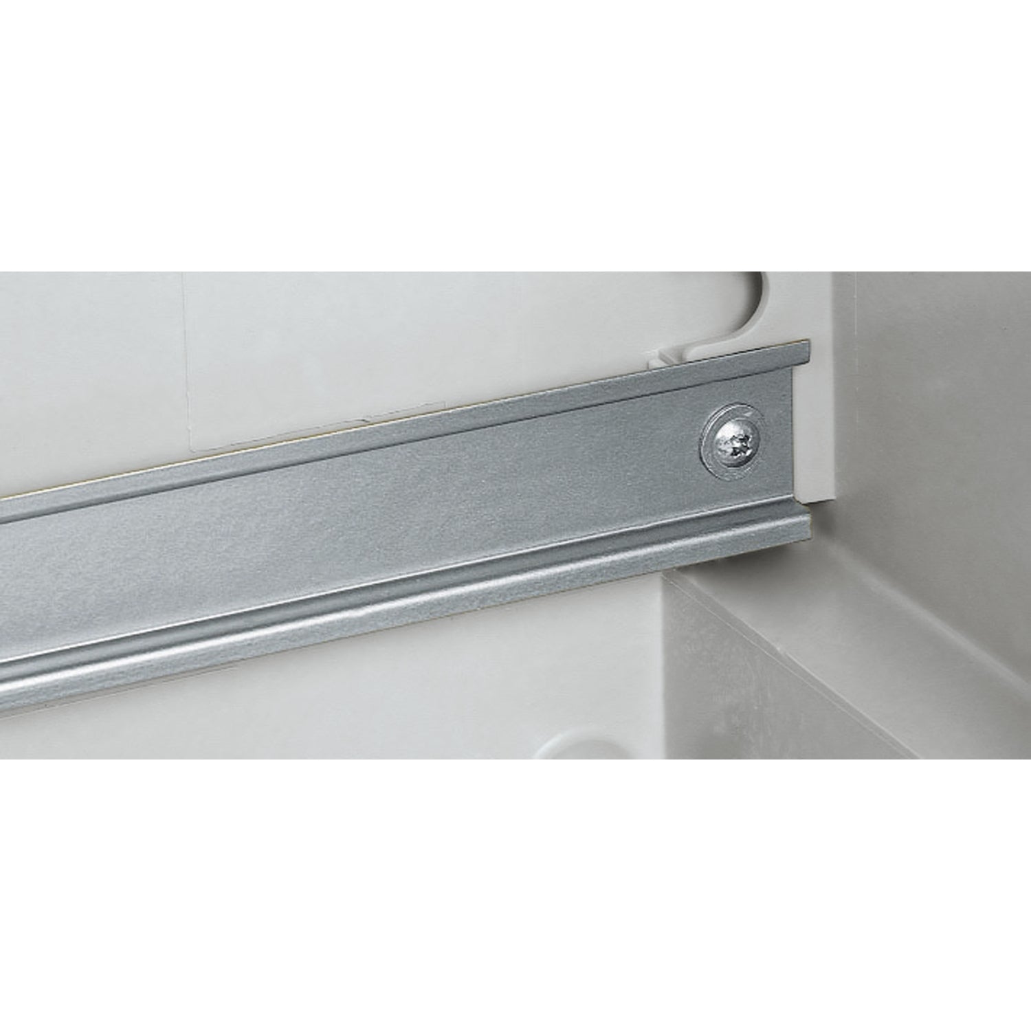 SNR NSYCS600PLM Traverse symétrique DIN L635