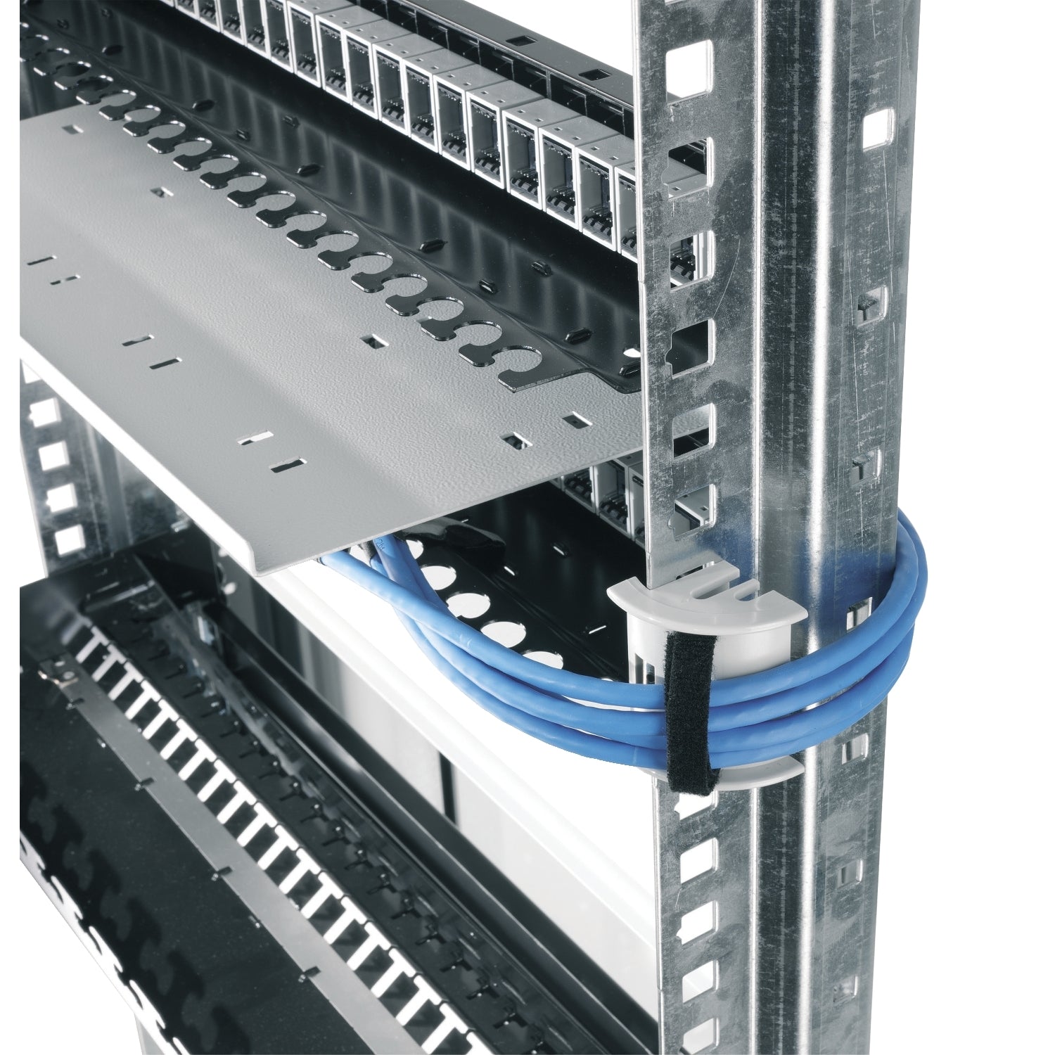 SNR NSYGCP Kit de 10 guides câbles plastiques pour montants
